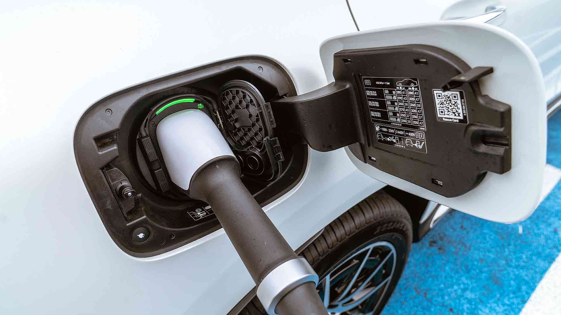 Mercedes me Charge now includes BP Chargemaster Polar - Motoring Electric