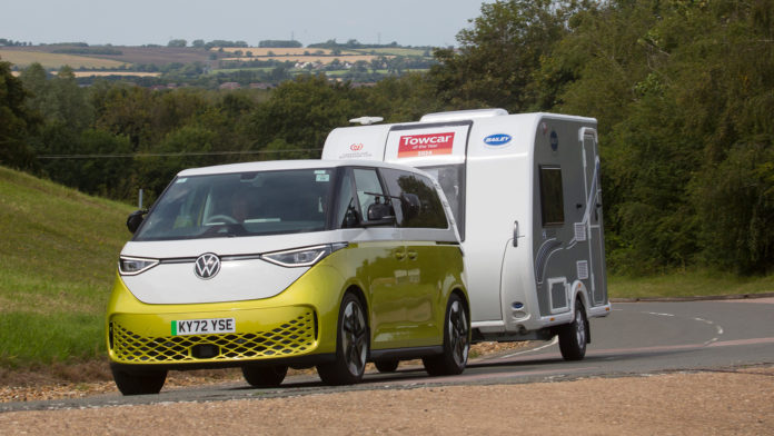 Towing with an electric car